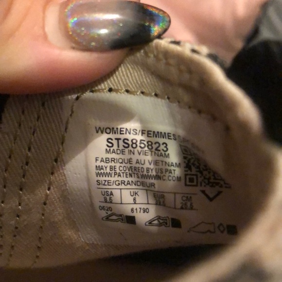 Sperry booties- slip on, canvas fabric, animal print - Picture 6 of 7